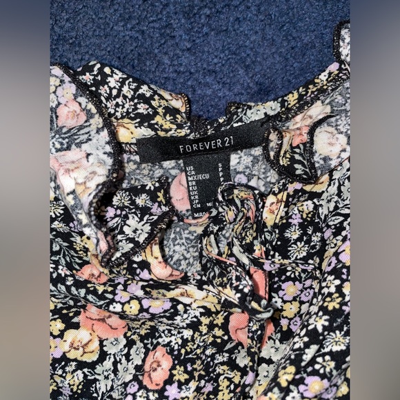 Forever 21 Crop Top - Picture 2 of 3